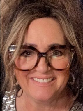 Meet your Posher, Deborah